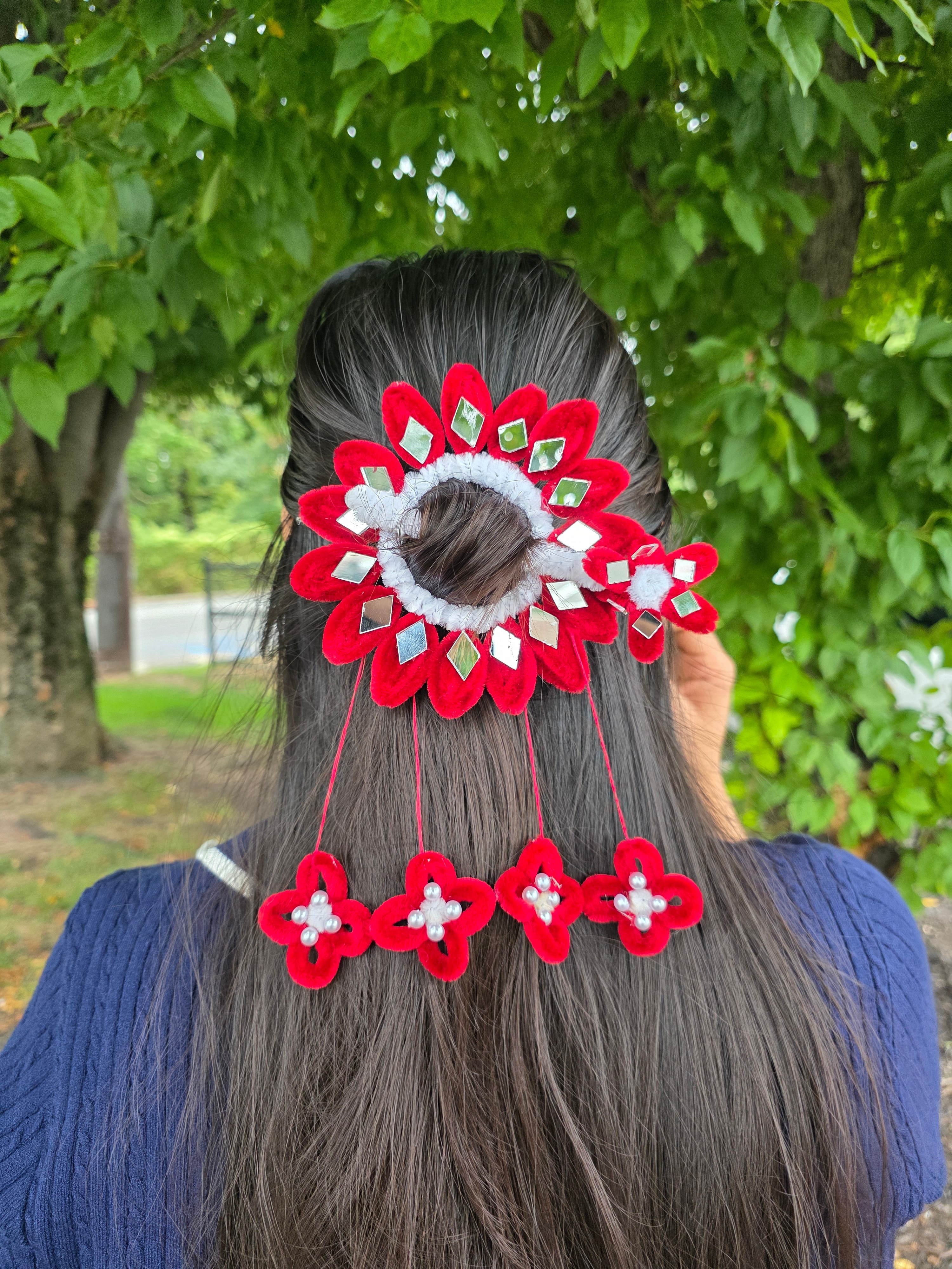 Ruby Mirror Bloom Hair Gajra β A handcrafted festive hair accessory set featuring Ruby Mirror Bloom Hair Gajra. (detail angle)